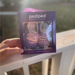 18-24 NWT lavender pediped soft sole shoes